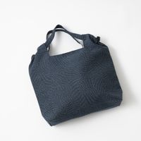 ブルーブラック